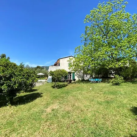 75m2 Avec Terrasse Et Jardin * Аяччо